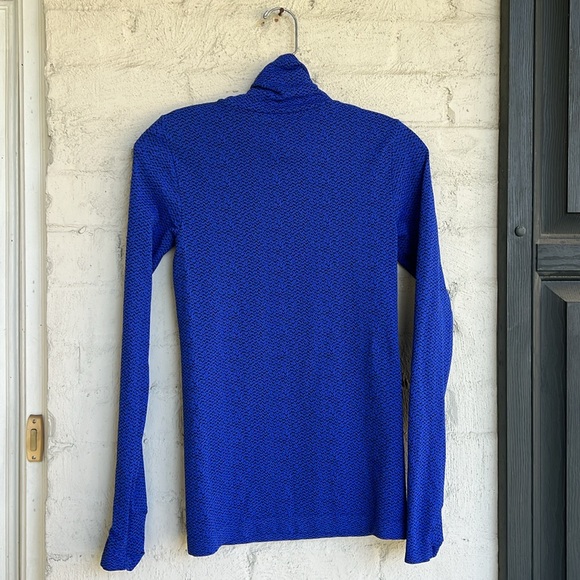 Athleta Flurry Peak Turtleneck Tanzanite Blue/Black Size XS - Picture 8 of 11